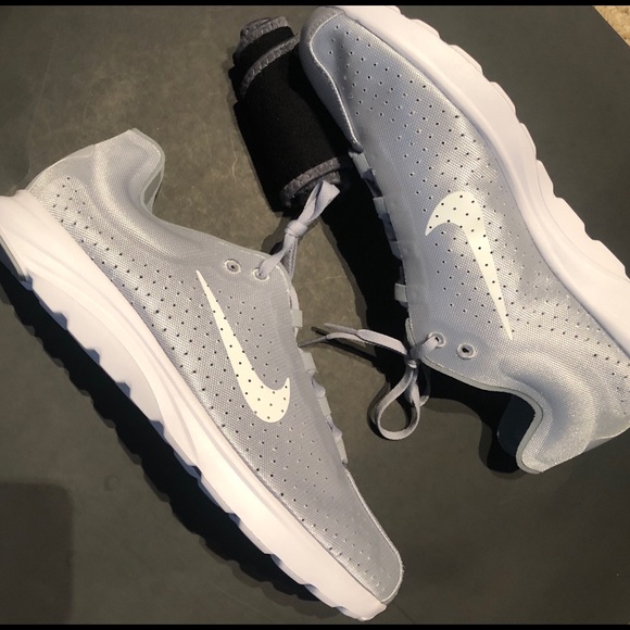 SOLD Nike mens Running shoes size 12 Myfly stealth - Picture 2 of 5